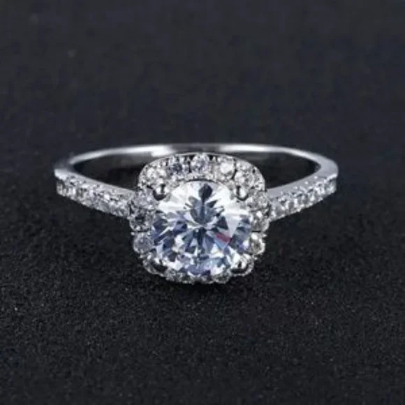 NWT NEW! Square Halo Ring 925 Sterling silver square halo with a round cubic zir - Picture 2 of 4